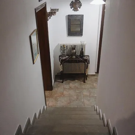 Trikalabnb - Billiard In *