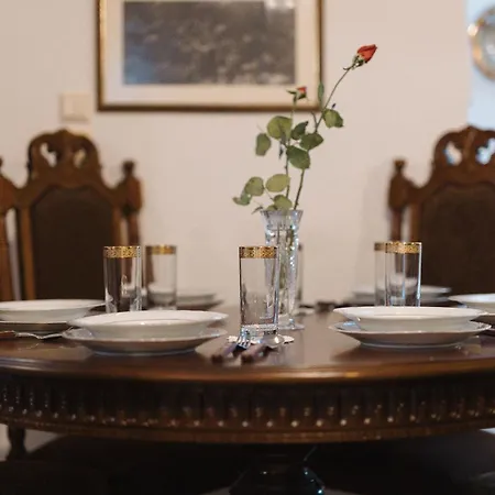 Apartamento Trikalabnb - Billiard In