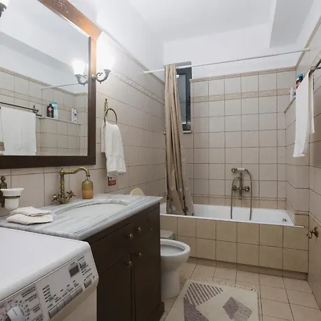 Trikalabnb - Billiard In * Tríkala