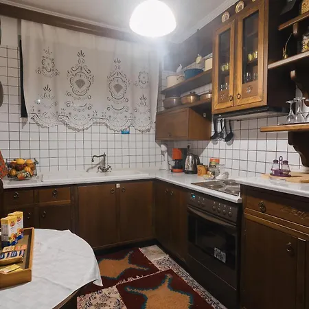 Apartamento Trikalabnb - Billiard In