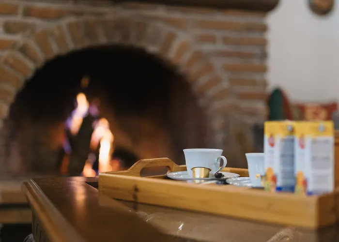 公寓 Trikalabnb - Billiard In *