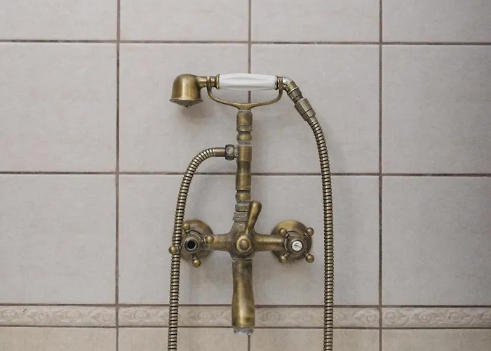 公寓 Trikalabnb - Billiard In *