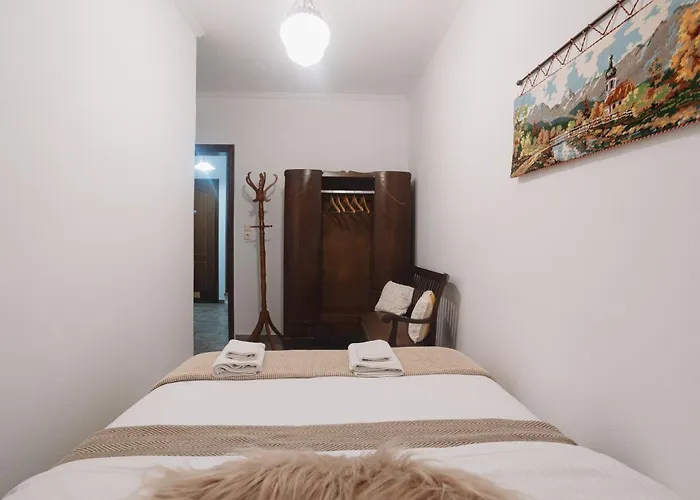 Trikalabnb - Billiard In